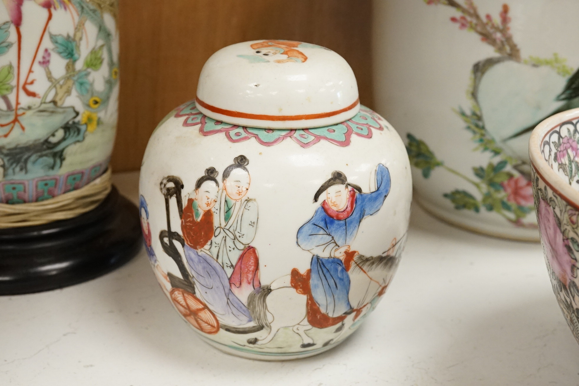 A Chinese famille rose porcelain jardiniere, and three other items, jardiniere 27cm diameter.
